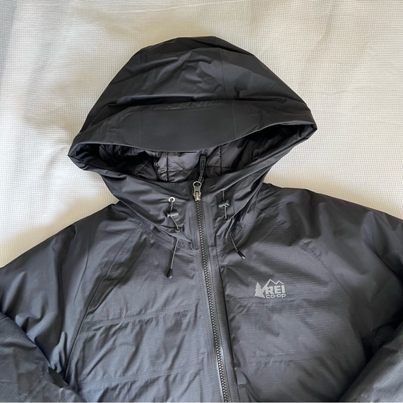 Stormhedge Down Hybrid Jacket - Picture 4 of 10